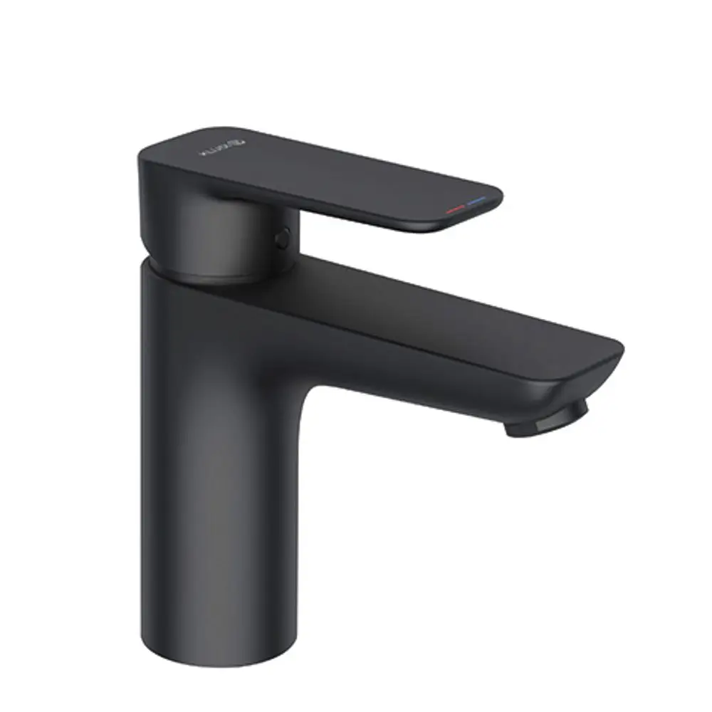 Waschbeckenarmatur von Kludi in mattschwarz mit einem flachen Hebel zur Steuerung von Wasser. Das Design ist minimalistisch und modern, geeignet für verschiedene Waschbecken.